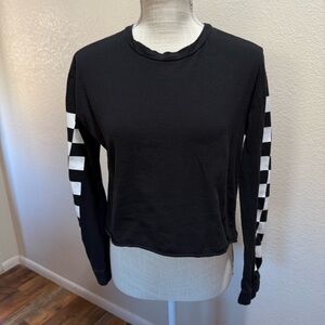 Riot Queen - Black Long-Sleeve Checkered Sleeve Crop Top - Size Medium